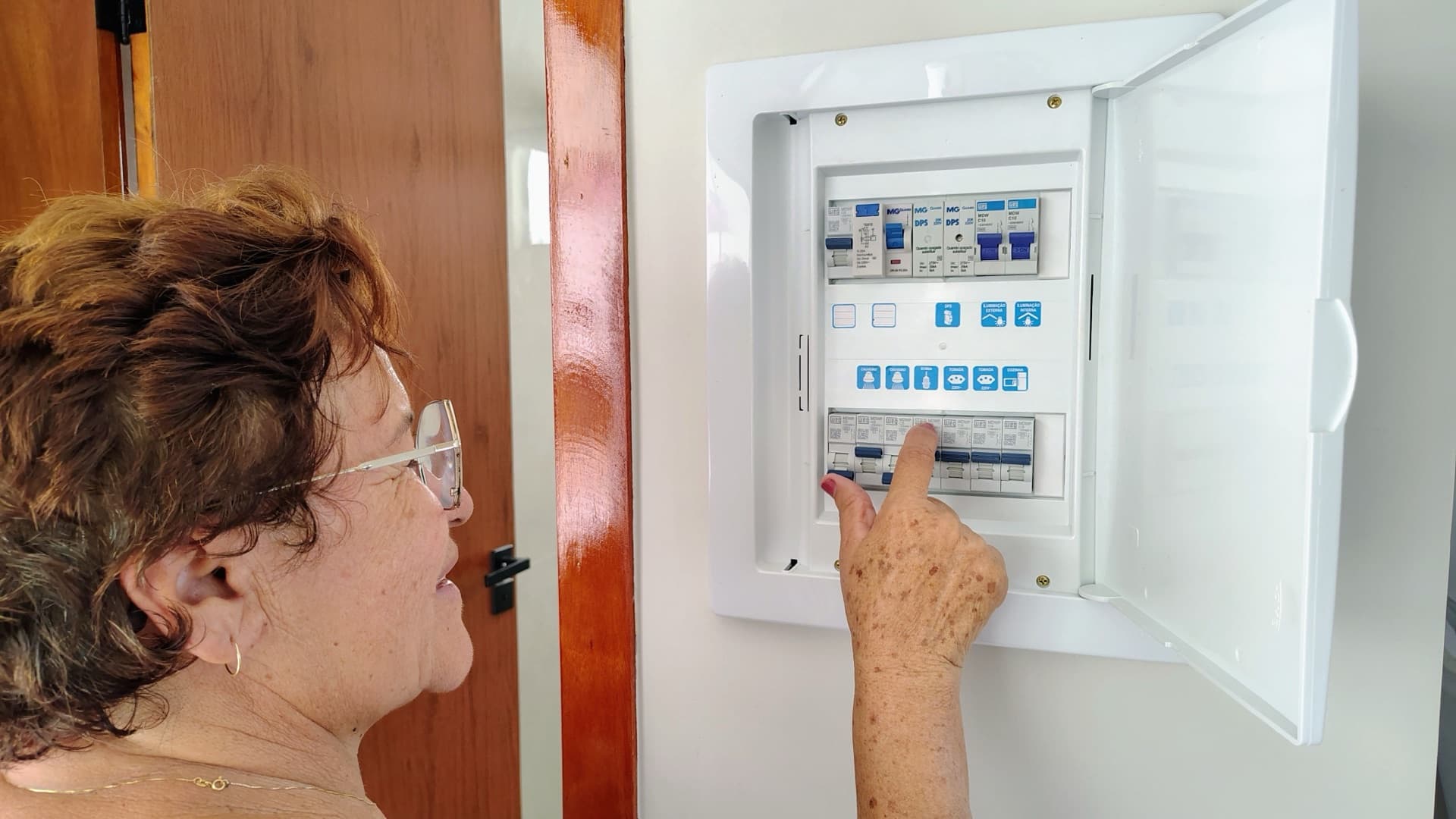 ¿Puede el arrendador cortar el agua o la luz por no pago de arriendo en Chile?